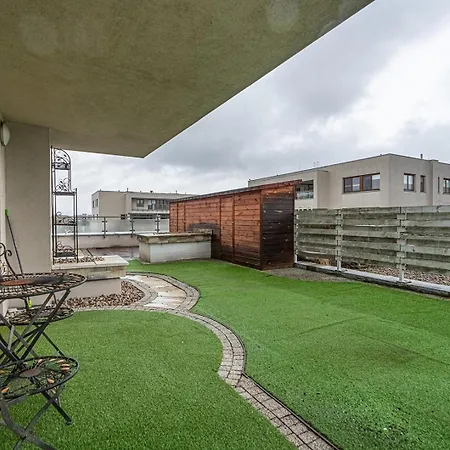 Sokratesa Business Apartments - 52M2 Terrace, Parking, Metro Nearby - By Rentujemy Warsaw Exterior photo