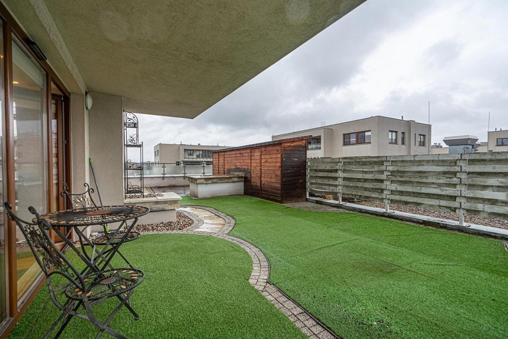 Sokratesa Business - 52m2 Terrace, Parking, Metro Nearby - By Rentujemy Apartment *